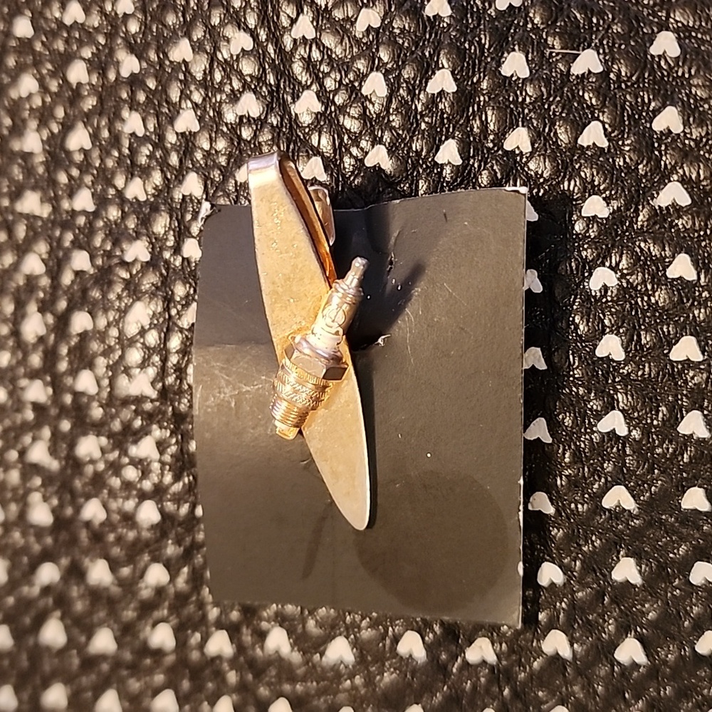 Tie Clip of Autolite Spark Plug  Mechanic USA VINTAGE